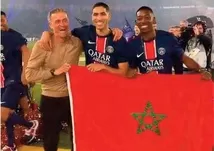 Le PSG au complet fête son titre par une victoire contre Auxerre
