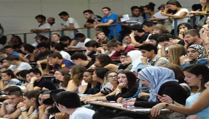 Les étudiants marocains, première communauté estudiantine étrangère en France