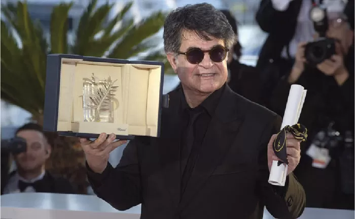 Jafar Panahi, le cinéaste interdit qui défie le pouvoir iranien