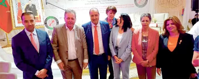 Les Marocains du monde ne constituent pas un simple prolongement géographique ou démographique, mais une force intellectuelle, politique et sociale qui contribue à renforcer l’image du Maroc et à le défendre Les Marocains du monde ne constituent pas un simple prolongement géographique ou démographique, mais une force intellectuelle, politique et sociale qui contribue à renforcer l’image du Maroc et à le défendre