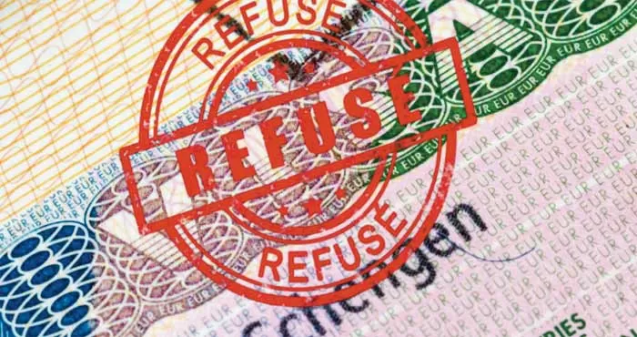 Moult visas refusés et toute une manne encaissée