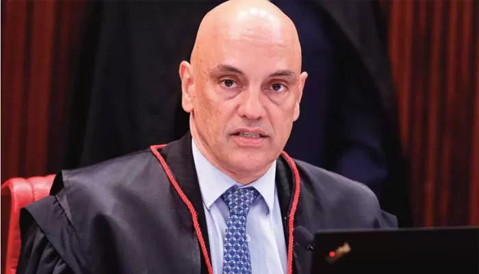 Alexandre de Moraes, juge puissant et clivant chargé du procès Bolsonaro