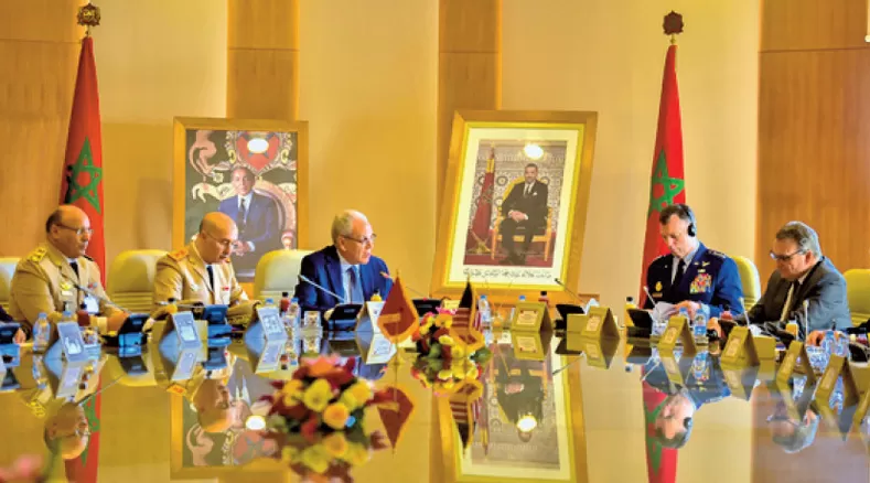 Abdeltif Loudyi et le Général de Corps d’Armée, Inspecteur Général des FAR et Commandant la Zone Sud reçoivent le Commandant du Commandement américain pour l'Afrique “USAFRICOM”