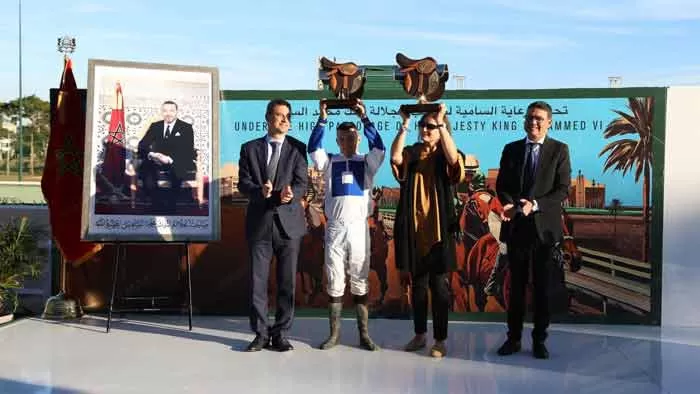Le cheval « Moshrif » remporte le Grand Prix de SM le Roi Mohammed VI des pur-sang arabes
